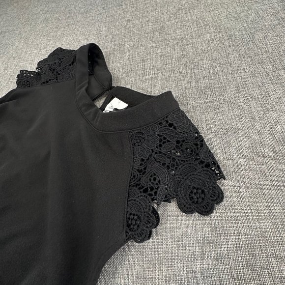 Speechless Fit & Flare Dress Black & red Lace Shoulders Round High Neck Large Jr - Picture 9 of 16